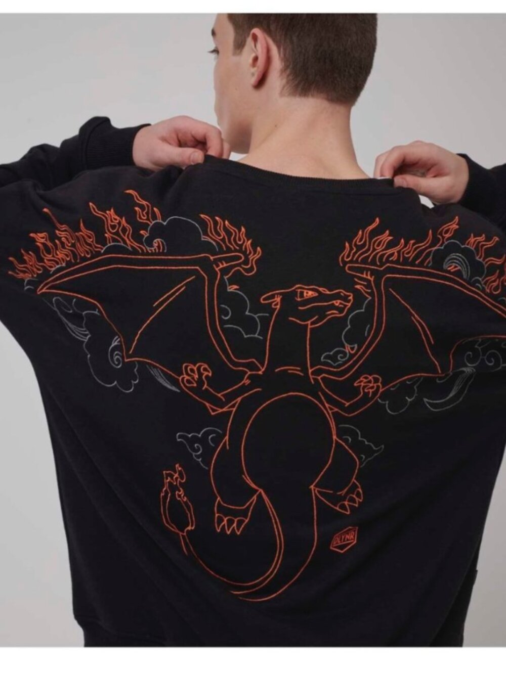 Pokemon x Dolly Noire Charizard Embroidered Black Crew Neck Sweatshirt Medium